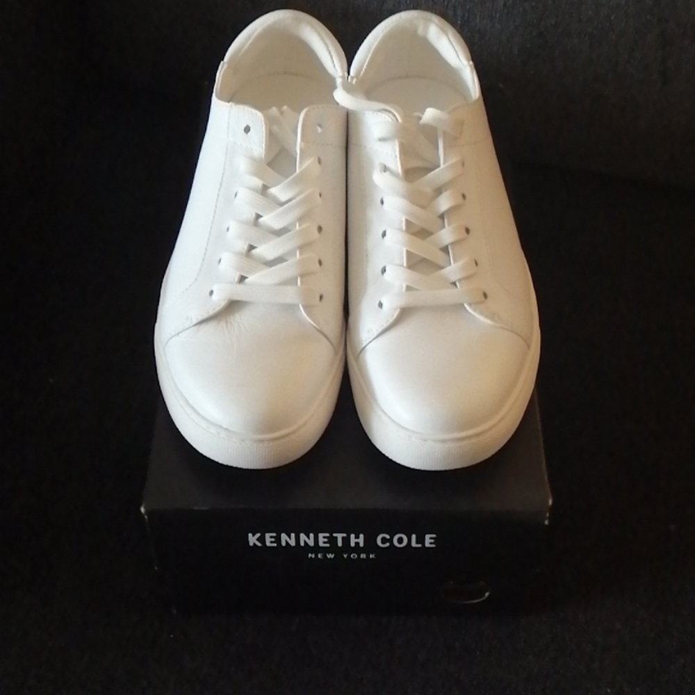 Kenneth cole white shoes